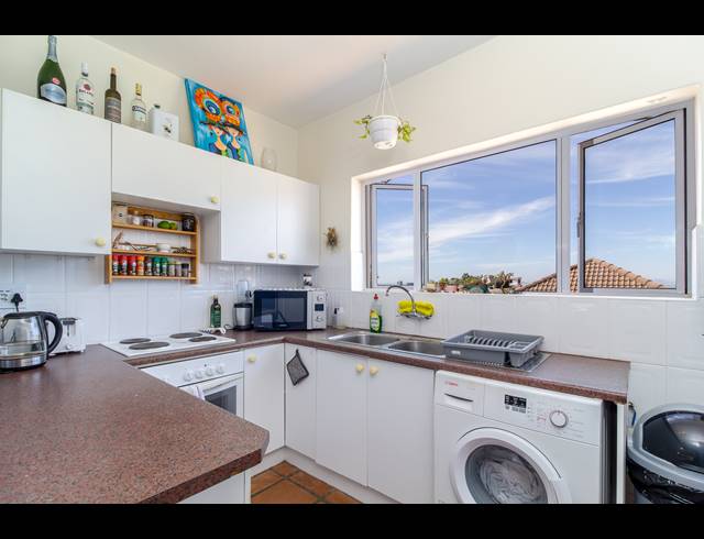 1 BEDROOM APARTMENT FOR SALE IN VREDEHOEK